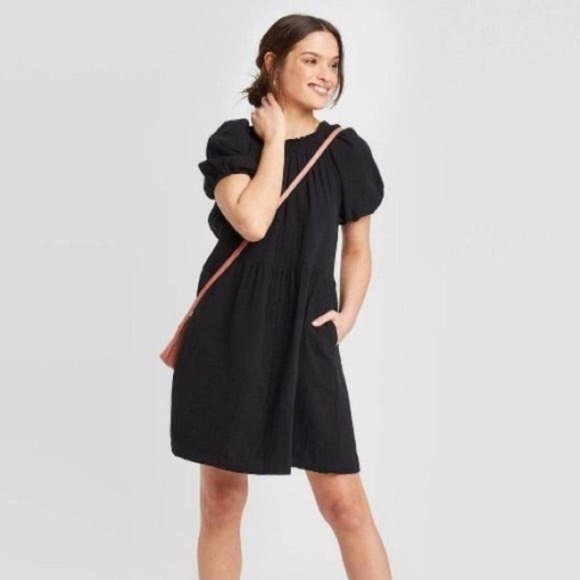 Universal Thread Dresses & Skirts - 100% Cotton Short Sleeve Smocked Gauze Shift Dress